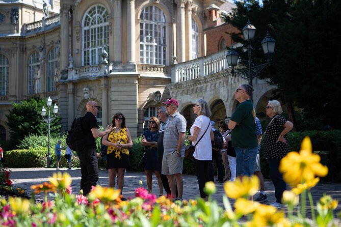 Budapest Urban Walk - Budapest City Tour with Cake & Coffee - Széchenyi Baths and City Park