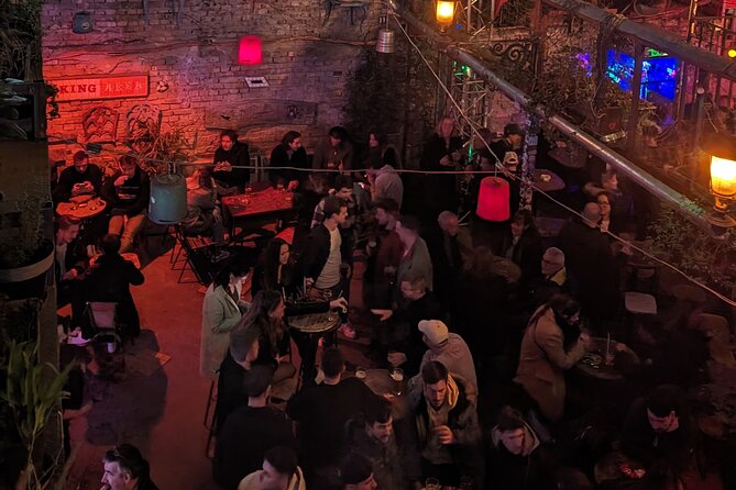 Budapest Vibe: Ruin Bars, Street Art and Culture Tour - Twenty minutes inside Szimpla Kert