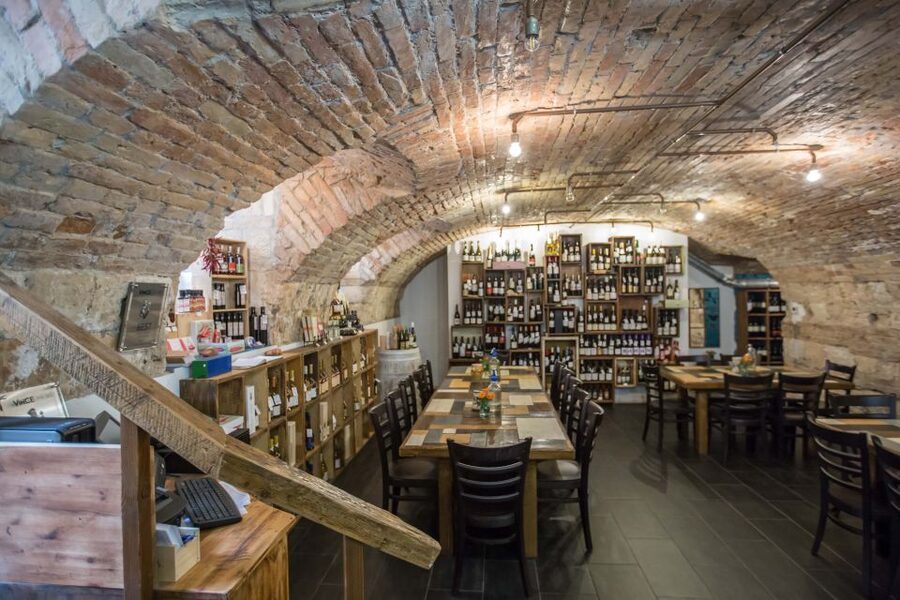 Budapest: Wine, Cheese, and Charcuterie Tasting - Timing, booking, and small practical details