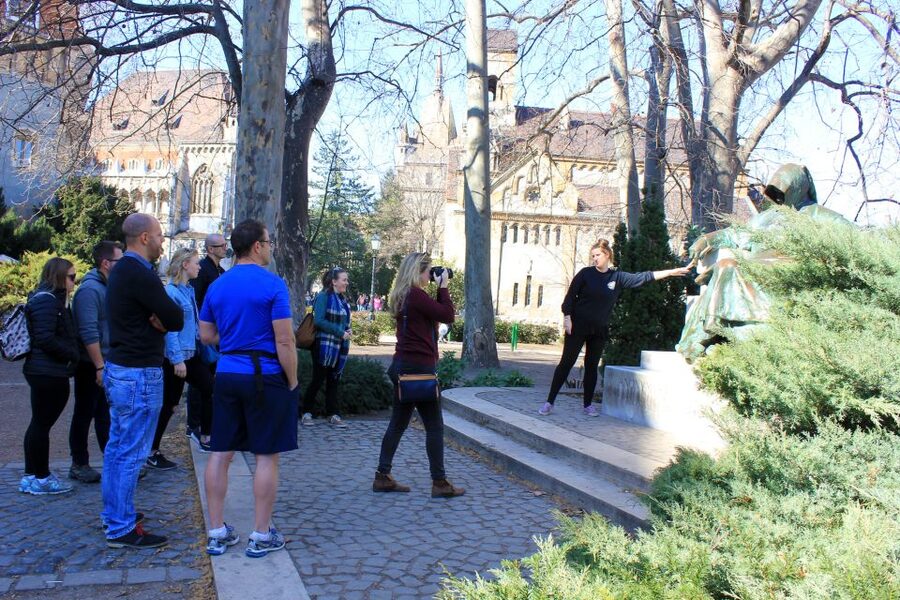 Budapest ❤️Winter Bike Tour with Coffee Stop❤️ - Is the $93 price good value?