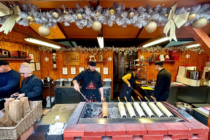 Budapest Wonderland - A Christmas Market Tour with Chimney Cake & Mulled Wine - Chimney cake, a warm Hungarian market classic