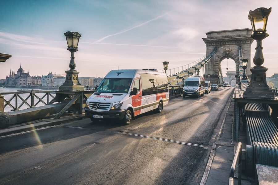 Castle District & Pest Driving Tour with Danube River Cruise - Seeing Budapest in one well-packed half-day