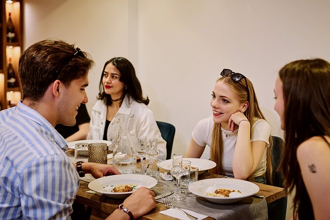Central Budapest Food Walking Tour with Drinks Included - Guides make the difference