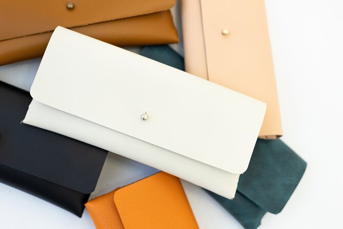 Create a unique leather accessory in downtown Budapest! - Why the personal stamp matters