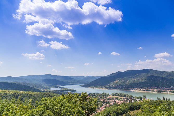 Danube Bend Full-Day Private Tour From Budapest - Szentendre’s cobbled lanes and artists’ shops