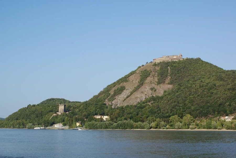 Danube Bend: Private 8-Hour Full Board Tour from Budapest - Timing, walking, and practical limits