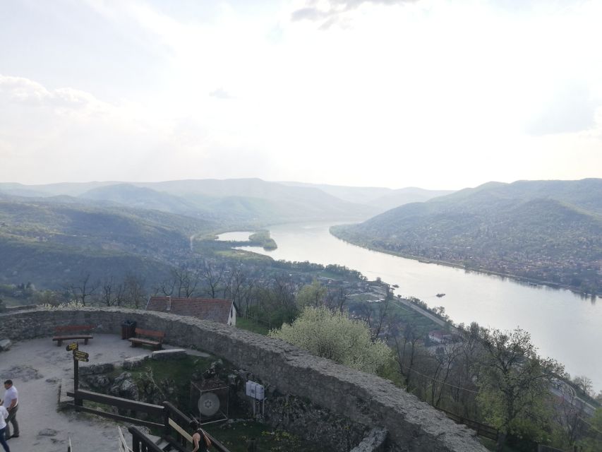 Danube Bend: Private 8-Hour Full Board Tour from Budapest - Who should book this Danube Bend day trip?