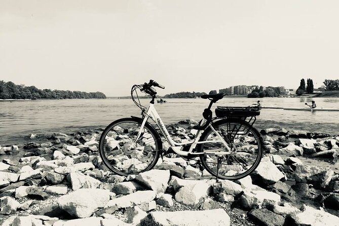 E-Bike Guided Tour in Castle Hill Budapest - A fast, useful introduction to Budapest