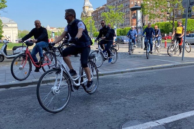 E-Bike Guided Tour in Castle Hill Budapest - The 12-minute climb to the Castle District