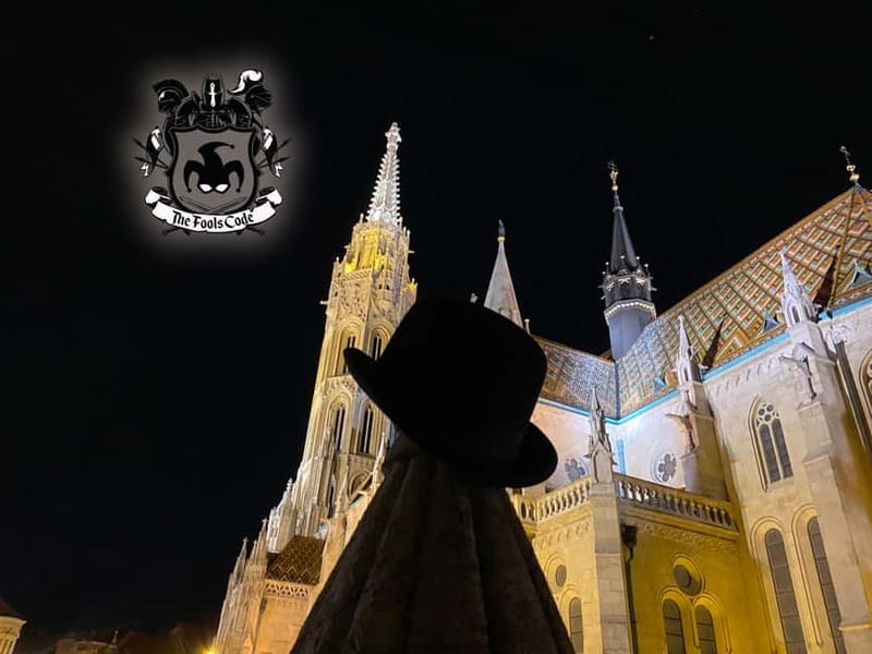 FoolsCode: EscapeRoom/Sightseeing tour with Actor Tourguide - A good lead-in to Hungarian dinner