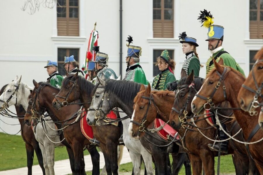 From Budapest: Gödöllő Royal Sissi Guided Tour - Entering the Baroque palace