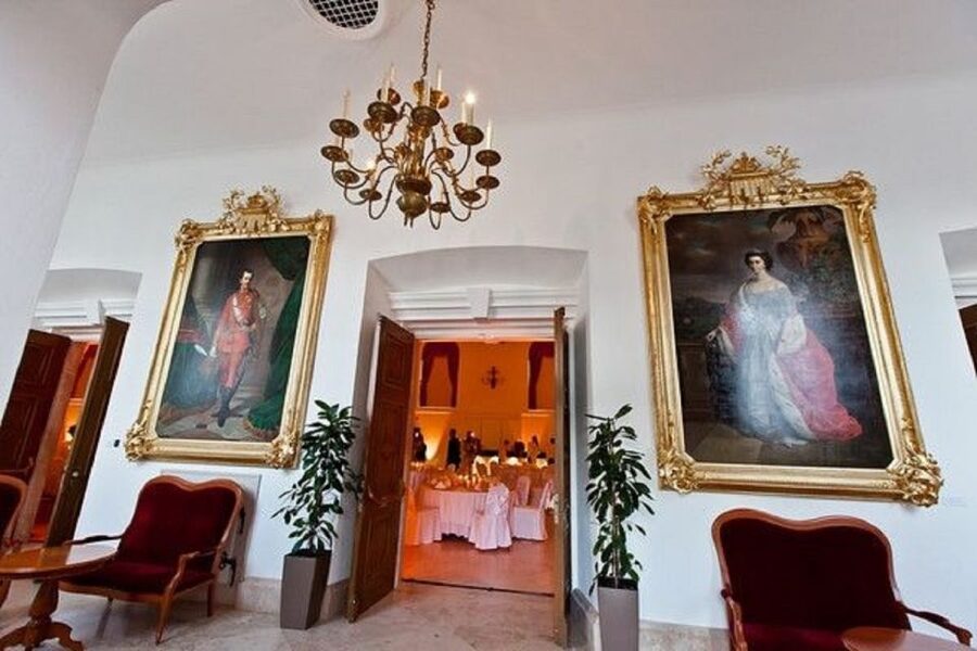 From Budapest: Gödöllő Royal Sissi Guided Tour - Who will enjoy this tour most