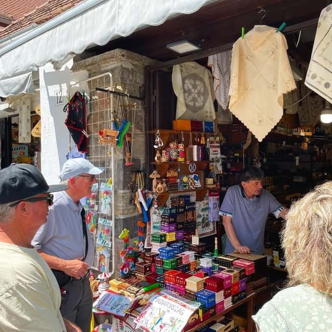 From Budapest: Szentendre Day Trip with Street Food - From Batthyány tér to Szentendre by train