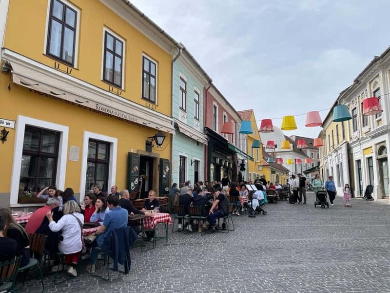 From Budapest: Szentendre Day Trip with Street Food - Szentendre’s cobblestones, baroque fronts, and artistic character