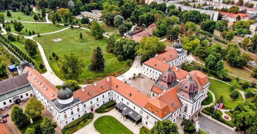 Godollo: The Royal Palace of Gödöllő Ticket - The Grassalkovich family rooms set the stage