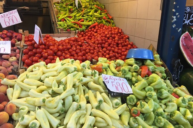 Gourmet Market Walk at the Great Market Hall of Budapest - What the tour does especially well