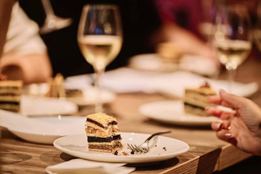 Guided Tipsy Food Tour with Drinks Included in Budapest - Three drinks turn dinner into a social evening