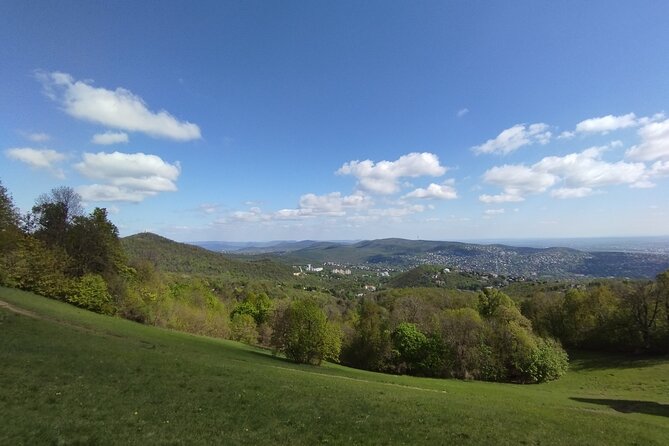 Hiking in Budapest - A small group makes the conversation easier