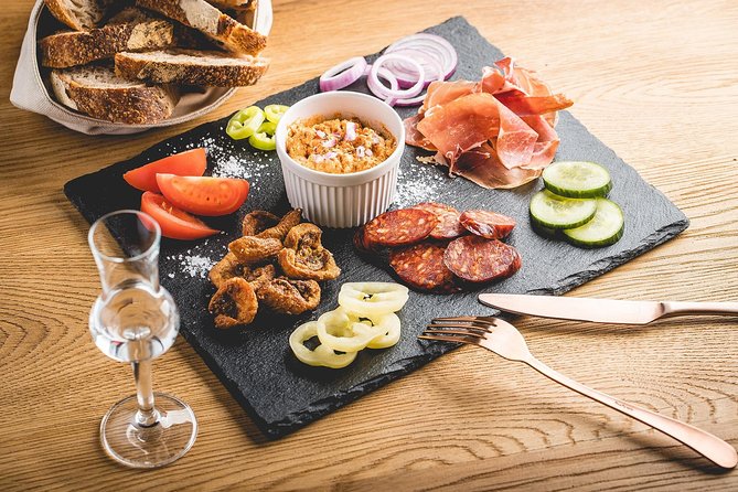 Hungarian Gastro Cellar: Assisted Tasting Options - How long the visit takes and how to plan it