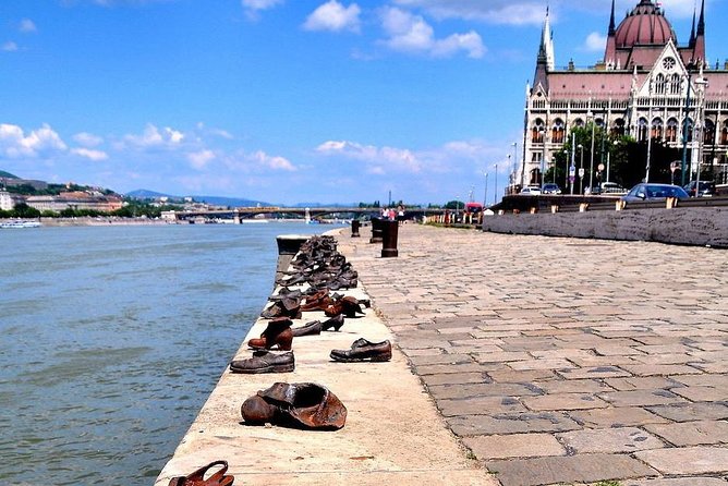 Jewish life of Budapest today: private tour by car - The Shoes on the Danube Bank in 15 quiet minutes
