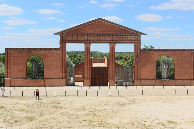 Memento Park Entrance Ticket - A practical way to plan your walk