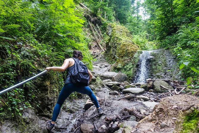 One Day Wonder Hiking Trip - Down toward the rocky gorge