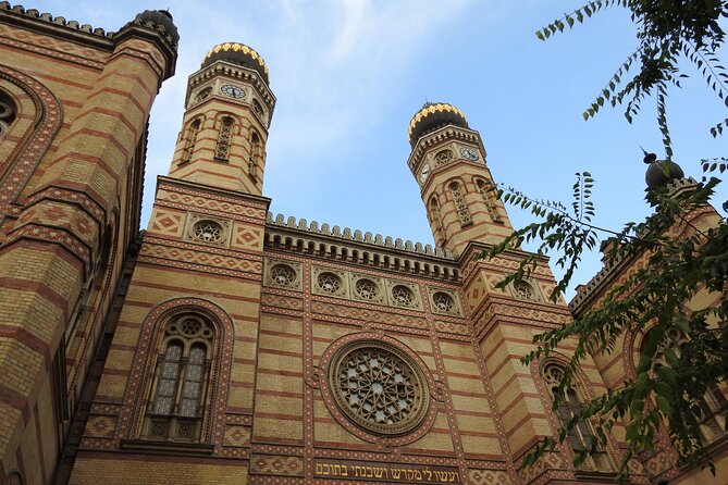 Past and Present of Budapest Jewish District Tour - The Great Synagogue and the Jewish movements behind it