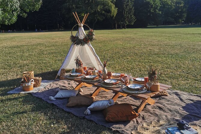 Picnics experience in Hungary - What the Three Hours Feel Like