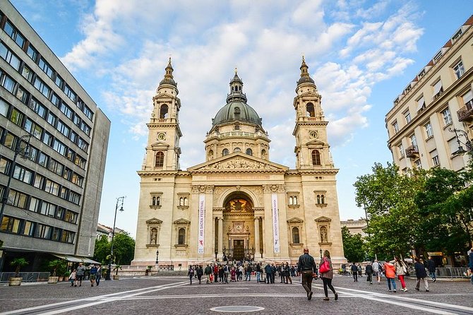 Private 4-hours City Tour of Budapest with private guide and Hotel Pick-up - A smart way to get your first look at Budapest
