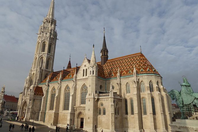 Private 4-hours City Tour of Budapest with private guide and Hotel Pick-up - How the four hours are likely to feel