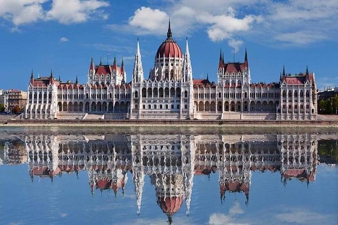 PRIVATE (7 hours) Budapest and Szentendre city tour with lunch and winetasting - Citadella and the view from Gellért Hill