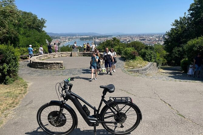 Private Budapest Adventure E-bike Tour to Buda Hills - Matthias Church and Fisherman’s Bastion in 30 minutes