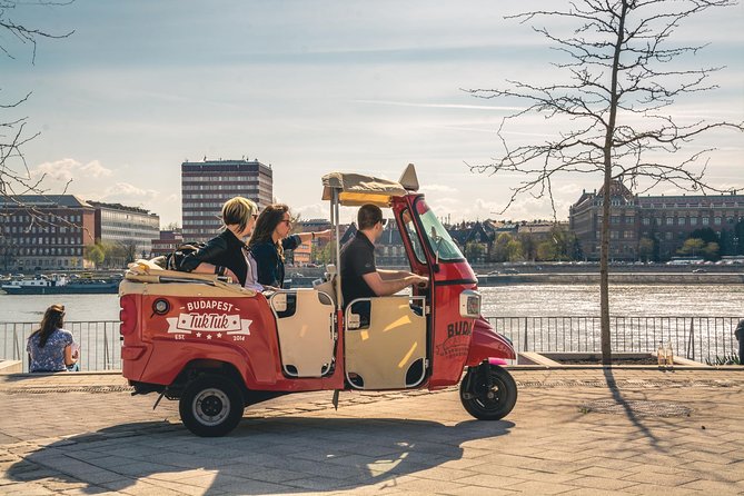 Private Budapest TukTuk Tour: Custom Route, Hotel Pickup - Heroes’ Square and City Park