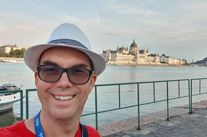 Private Family Friendly Walking Tour with Children in Budapest - Meeting at Deák Ferenc tér