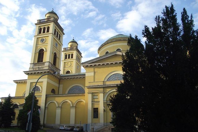 Private Full Day Tour to Eger - History, Culture and Wine - The Kethüda Minaret and 97 steep steps