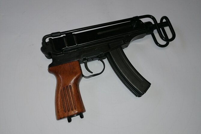 Private Shooting Experience Stalingrad Package in Budapest - Why the private format matters