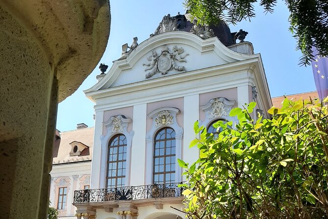 Private Sissi Castle Tour - The palace garden and outdoor time
