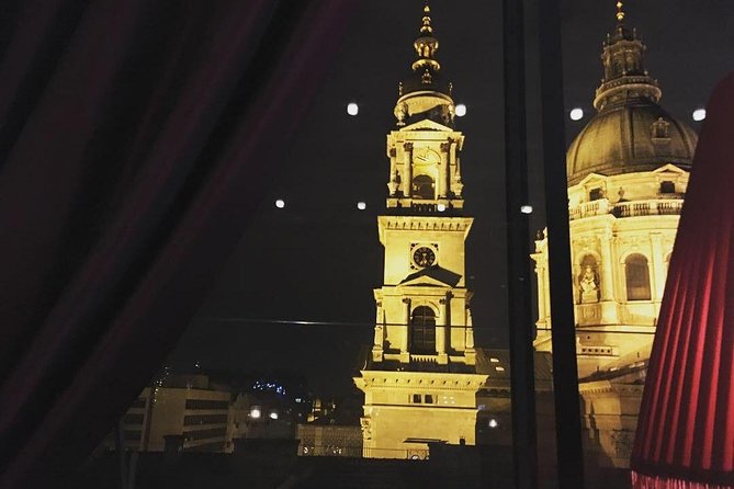 Private Tour Around Budapest - Parliament and Liberty Square in 40 minutes