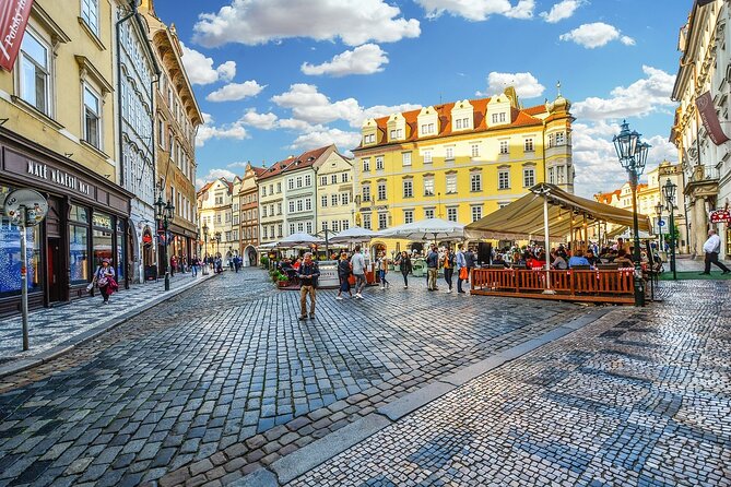 Private Transfer from Budapest to Prague with 2 hours for sightseeing - Pickup, luggage, and the day’s practical rhythm