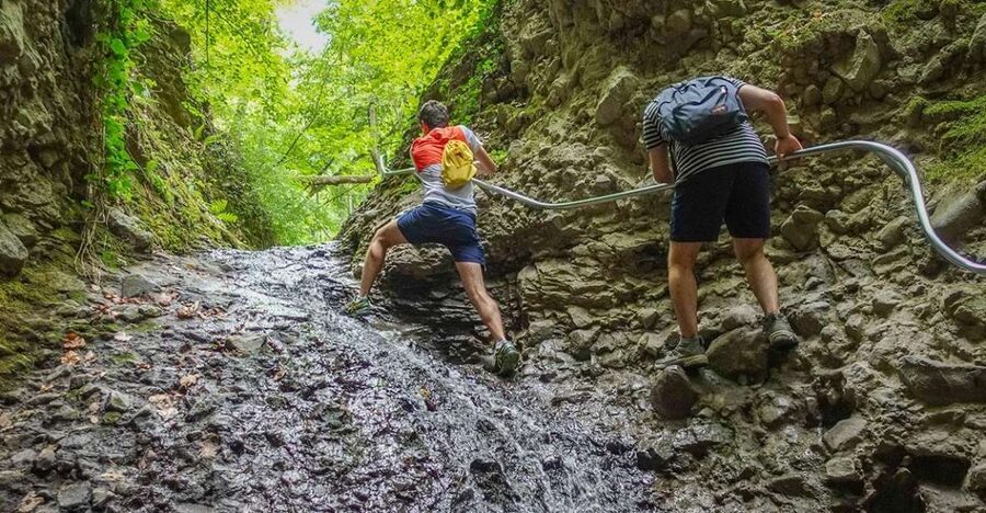 Ram Gorge Hiking Adventure - From Budapest to the Visegrádi Mountains