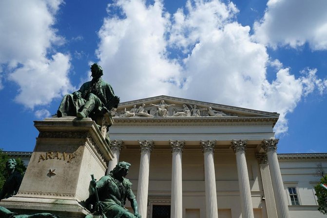 Rise Against the Soviet: The 1956 Revolution - Private Tour - Key points to know before you book