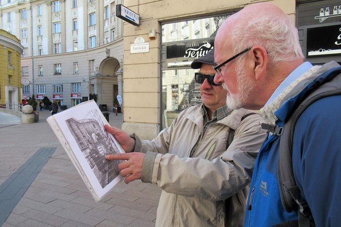 Rise Against the Soviet: The 1956 Revolution - Private Tour - Margaret Bridge and the former Communist headquarters