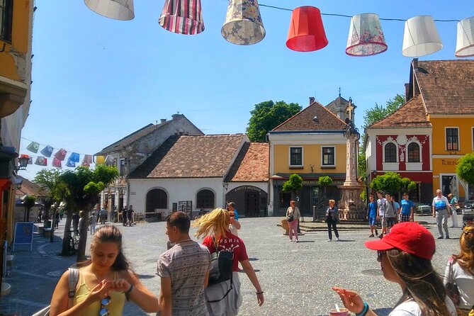 Scenic Danube River bend hills & the Art Town: Private Car Tour - Szentendre, the art town by the river