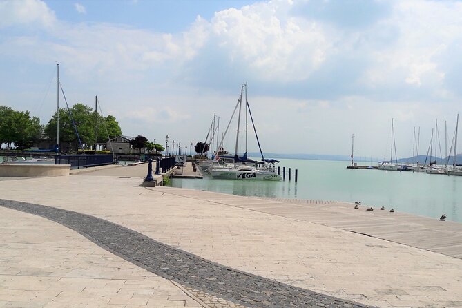 See the Hungarian Sea: Lake Balaton - What the guide adds to the day