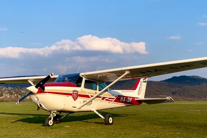 Sightseeing flight over Budapest - Budapest from the air, with the Danube as your guide