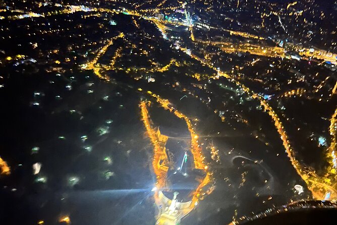 Sightseeing flight over Budapest - Why a private flight changes the experience