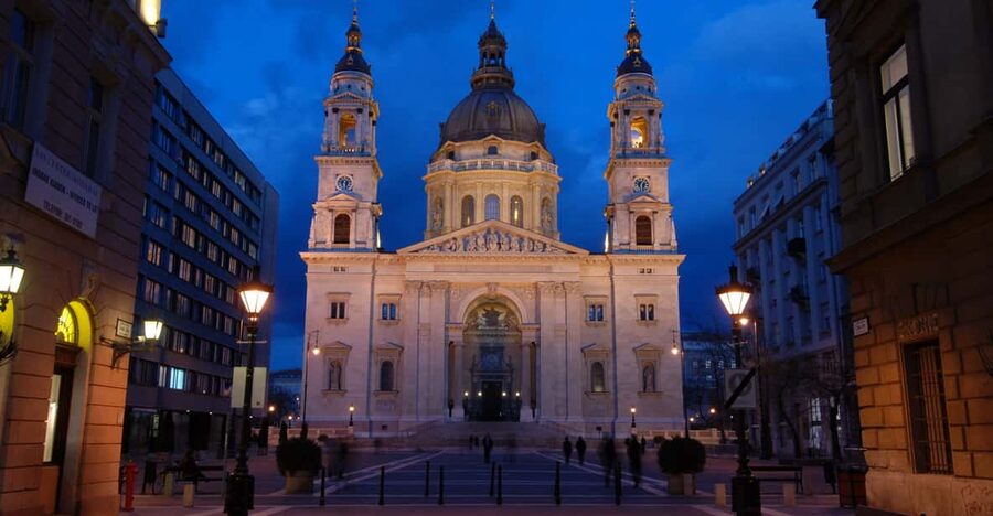 St. Stephen's Basilica: VIP Concert & After Hours Dome Visit - First-row seats for 70 minutes of music