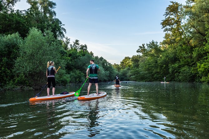 SUP Budapest: Sunset tour - A two-hour route from Római part to central Budapest