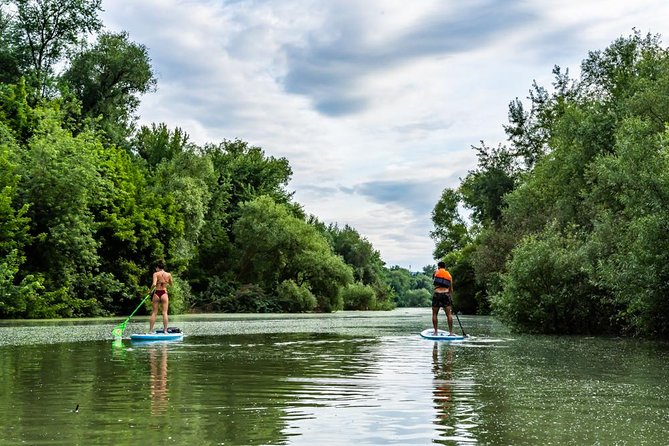 SUP Budapest: Sunset tour - Parliament, bridges, and the payoff at sunset