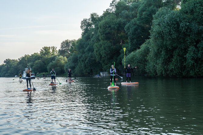 SUP Budapest: Sunset tour - What the first minutes are like for beginners